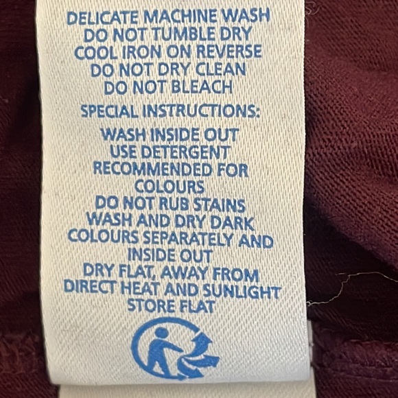 Boden Cressida Dress Faux Wrap Jersey Maroon Dots Size 6. With pockets. EUC - Picture 9 of 10